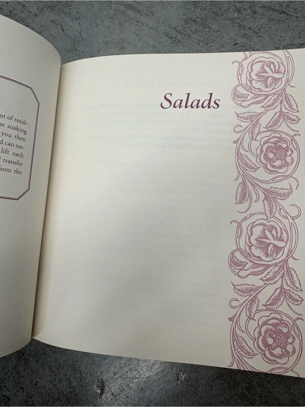 In the Kitchen with Rosie Oprah's Favorite Recipes Daley/Winfrey HC 1994